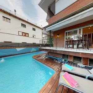 House Of Joy , Casa En Banyoles