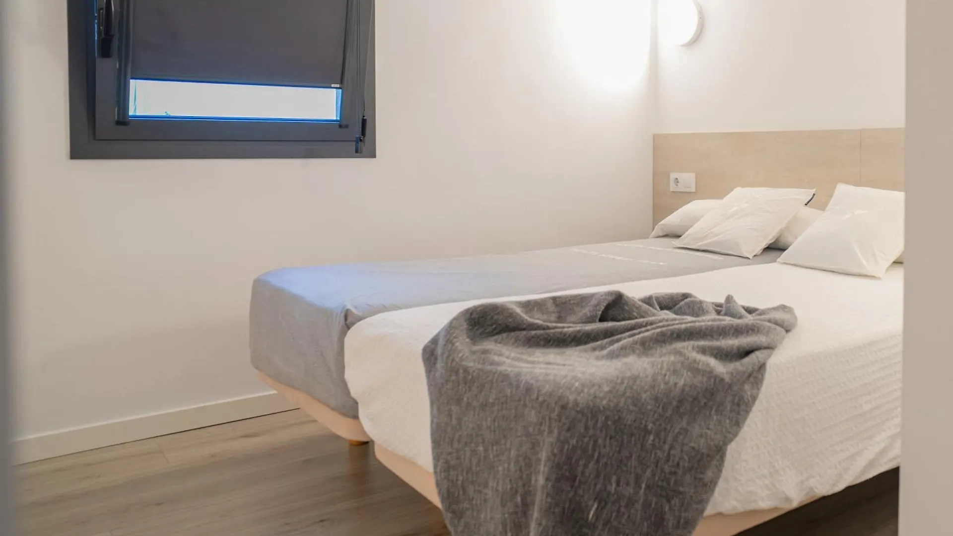 Ca Lespardenyer Banyoles Apartment